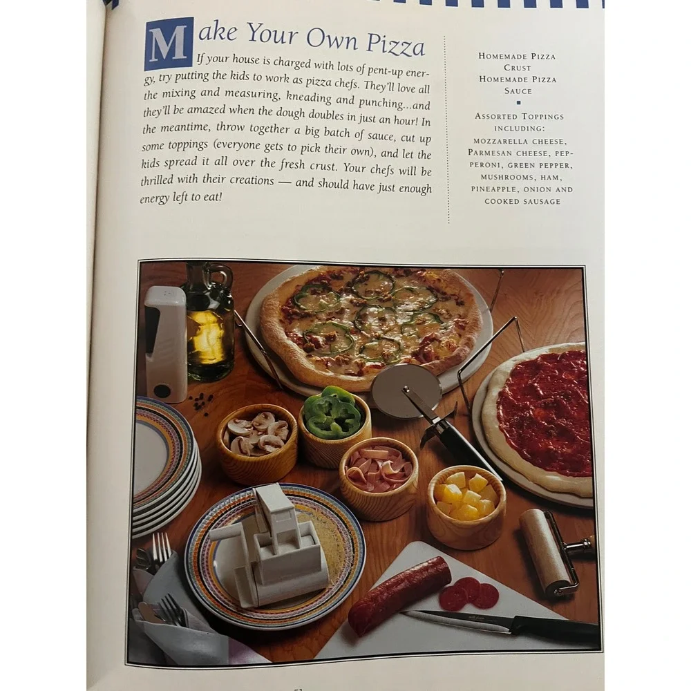 The Pampered Chef Food Family Friends Cookbook Recipes Occasions‎ Vintage 1995